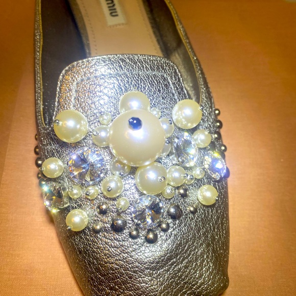 Miu Miu Crystal and Pearl Embellished flat loafers shoes - Picture 3 of 11